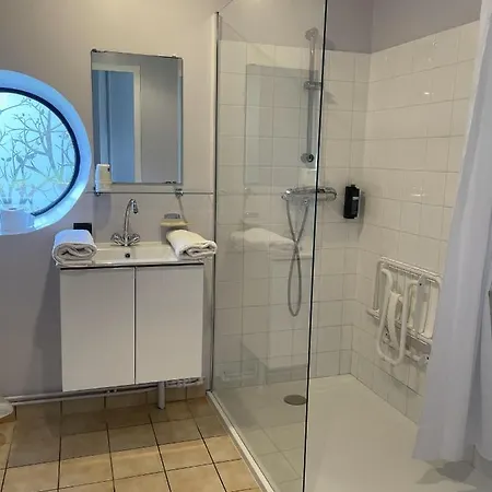 Hotel Le Kereden *