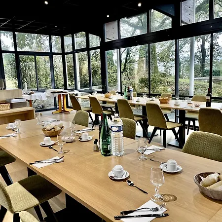 Le Kereden Hotel *